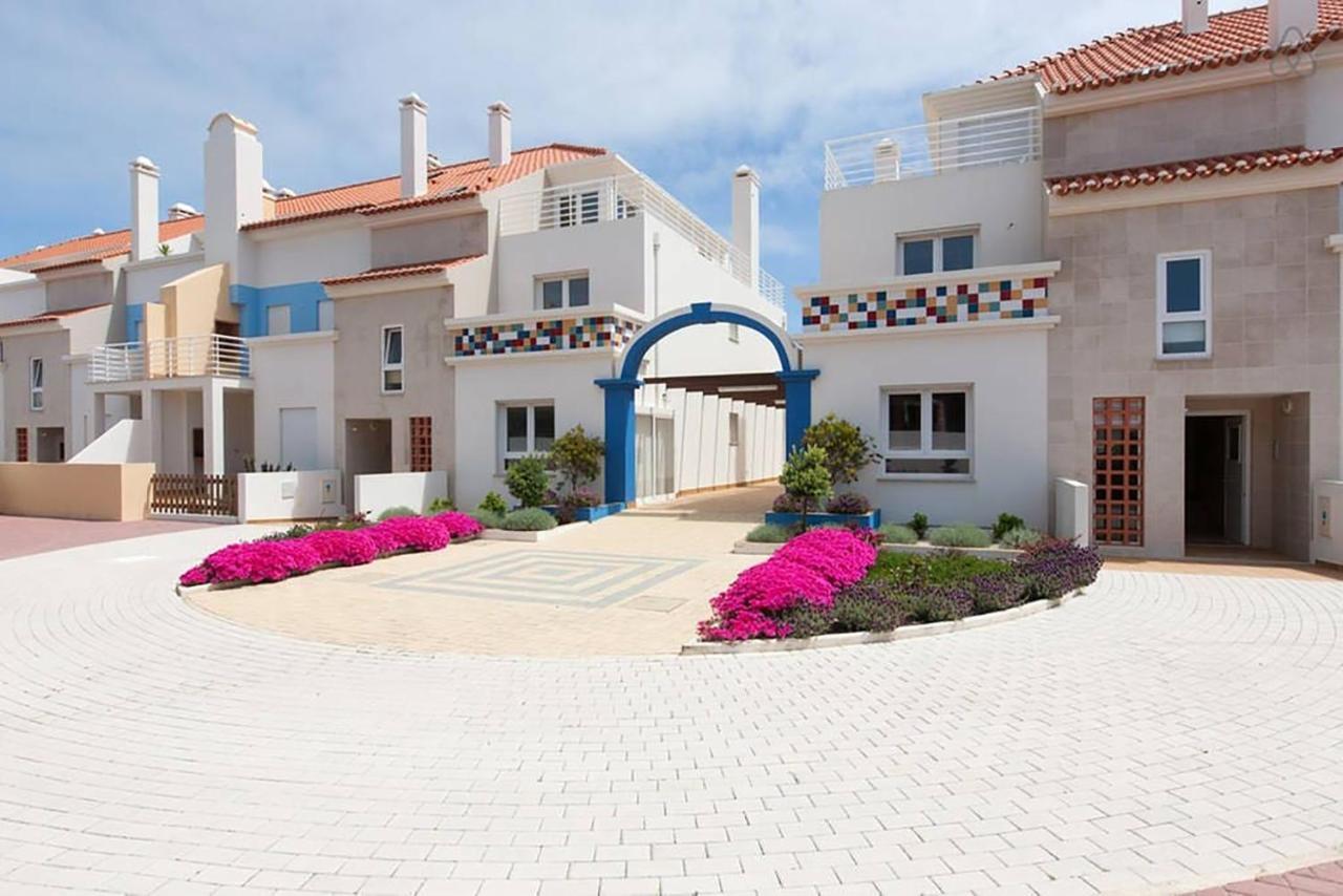 Casa Baleia - Praia E Piscina - 10 Pessoas Ferrel  Exteriér fotografie